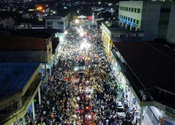 Venezuela opposition hold defiant rally one month before election