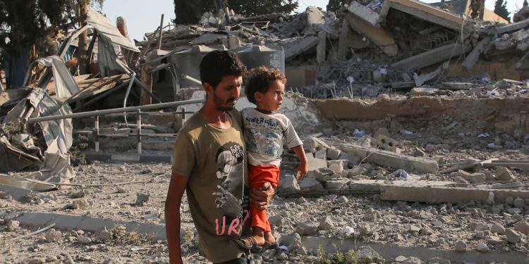 Israel storms Gaza City neighbourhood, orders Palestinians to go south