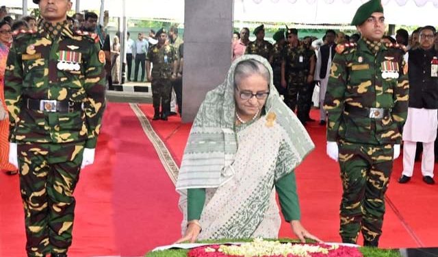 PM pays homage to Bangabandhu on AL’s 75th founding anniversary