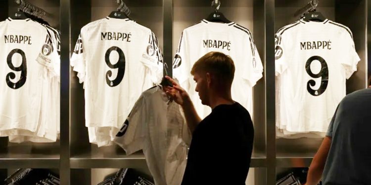 Tens of thousands to welcome Mbappe to Real Madrid