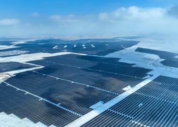 China building more wind, solar capacity than rest of world combined: report