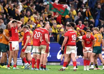 Under-pressure Gatland says Wales must learn to ‘arm-wrestle’