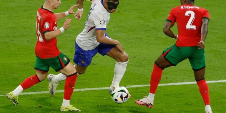 Freewheeling Spain face austere French in Euro 2024 final bid