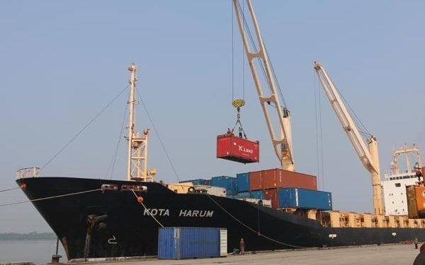 All indicators of import-export trade at Mongla port upward