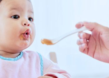 Study shows no significant nutritional differences in baby-led weaning vs. spoon-feeding