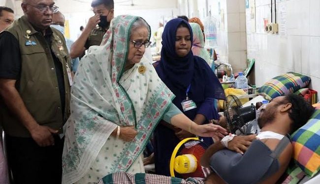 PM assures of providing treatment to injured people