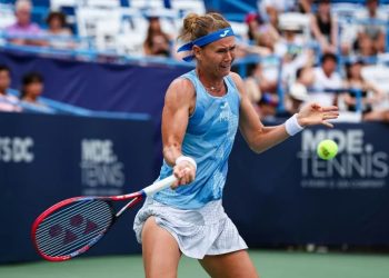 Bouzkova upsets Sabalenka, to face Badosa for Washington title