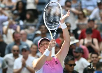 Sinner, Alcaraz survive US Open wobbles as Osaka weeps on return