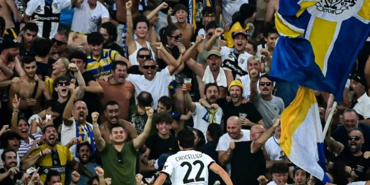 Inter see off Lecce as AC Milan crash at promoted Parma