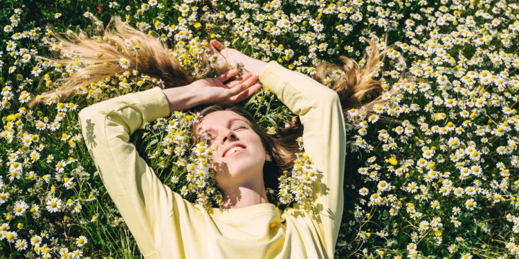 Can you safely home compost clothing? Yes, with a few big caveats