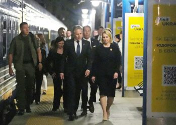 Blinken in Poland to seek common cause after Ukraine jitters