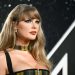 Taylor Swift again urges fans to vote at MTV VMAs