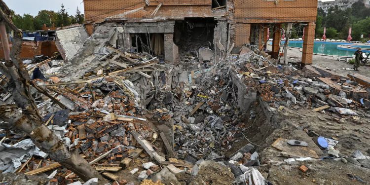 Russian attacks kill 3, target railway infrastructure, Ukraine says