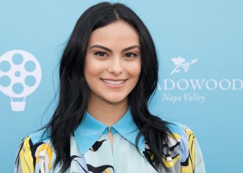 Camila Mendes