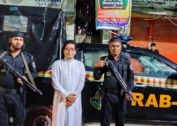 Ex-public admin minister Farhad Hossain arrested