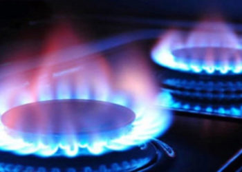 Govt considers resuming industrial gas connections