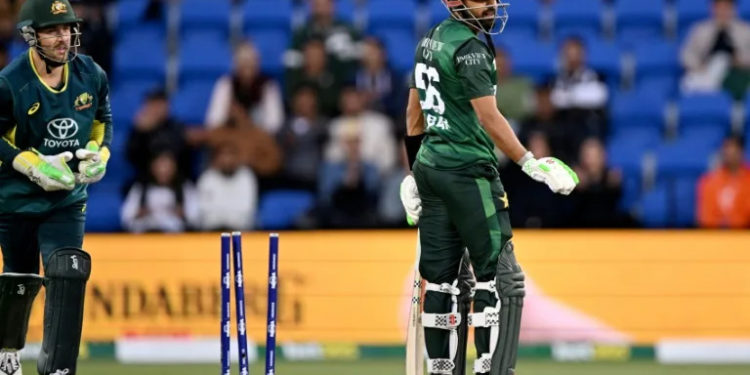 Pakistan skittled for 117 in final T20 against Australia