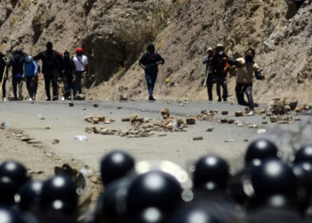 Bolivia demonstrators announce 72-hour suspension of blockades