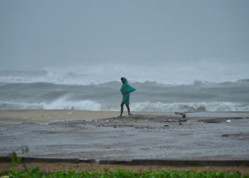 Cyclone Fengal kills 19 in India and Sri Lanka