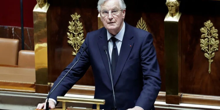 French government risks falling in no-confidence vote