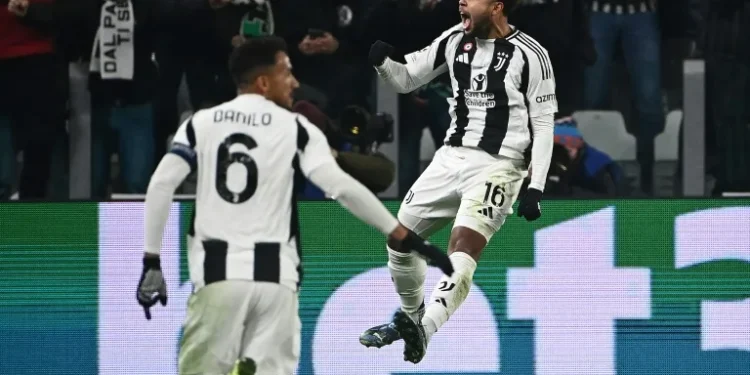 Weston McKennie (R) celebrates after scoring to give Juventus a 2-0 lead against Manchester City in Turin (Isabella BONOTTO) (Isabella BONOTTO/AFP/AFP)