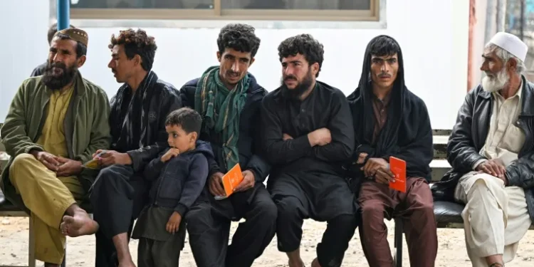 Afghan refugees suffer ‘like prisoners’ in Pakistan crackdown