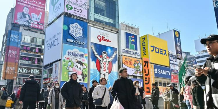 Japan’s Osaka bans street smoking ahead of Expo 2025