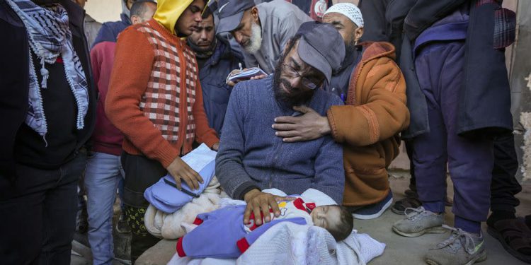 Gaza Babies Die From Winter Cold Say Medics And Families