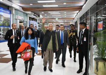 CA leaves Dhaka for Davos to attend WEF