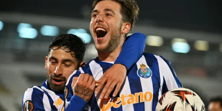 Man City move for Gonzalez, Tel joins Spurs on deadline day