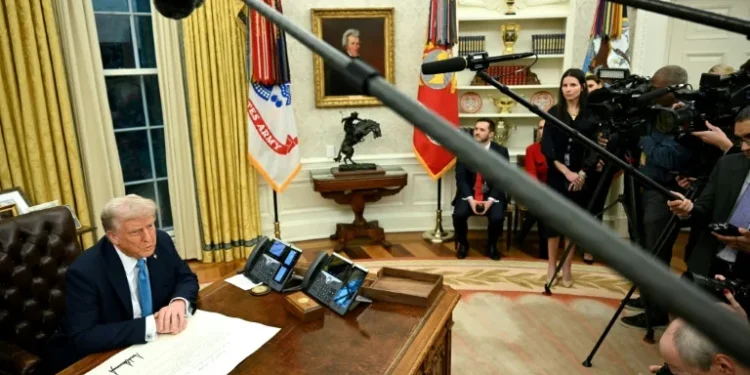 Trump unveils sweeping US tariffs on Canada, Mexico, China