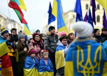 European leaders meet on response to US shift on Ukraine