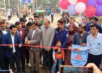 Mini marathon, bicycle race and BSCIC fair inaugurated in Lalmonirhat by district administration