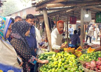 Market monitoring in Akkelpur before Ramadan