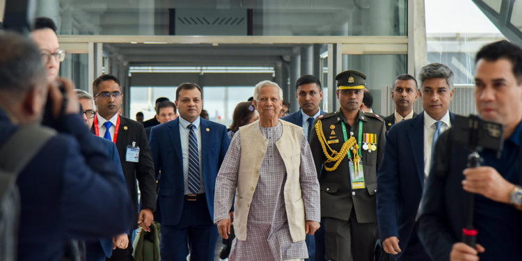 CA arrives in Bangkok to join BIMSTEC Summit