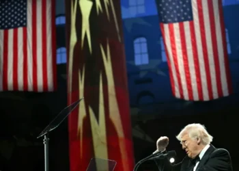 Equities resume selloff as Trump cranks up trade war