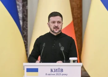 Trump tells Russia to ‘get moving’ on Ukraine as Witkoff meets Putin