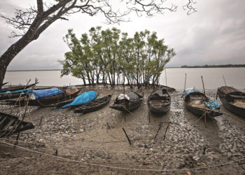 Khulna’s coastal area in crisis