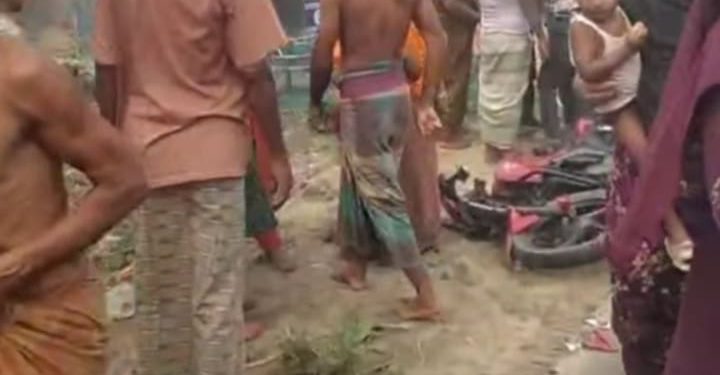 Road accident in Kushtia kills 2