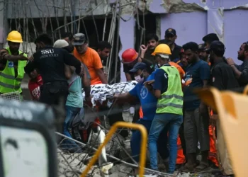 Search continues after Pakistan building collapse kills 14