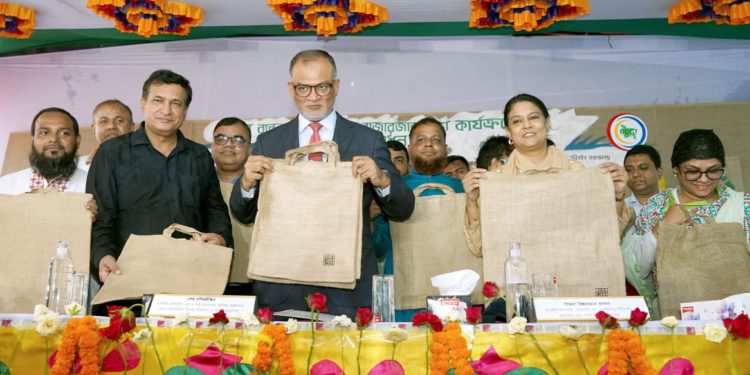Two Advisors Inaugurate Affordable Jute Bag Marketing:
