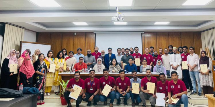 Certificate giving ceremony held on DU
