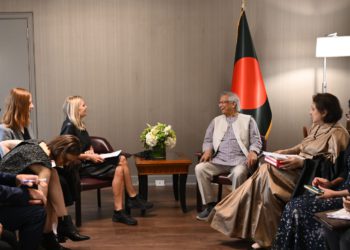 Chief Adviser urges rights defenders to undertake more visits to Bangladesh