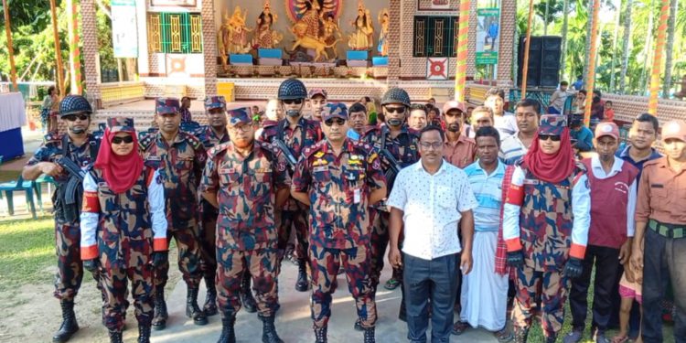 Strict security at Lalmonirhat border on the occasion of Durga Puja