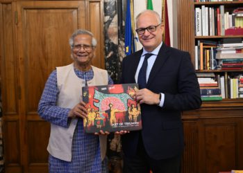 Chief Adviser lauds Mayor of Rome for supporting Bangladeshi community