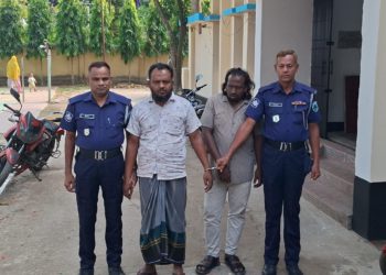 Illegal oil stockpile in Naogaon Manda: 2 arrested including traders, 6200 liters seized