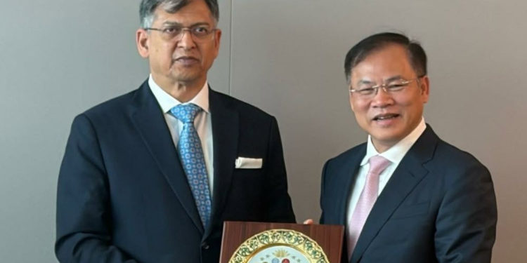 Bangladesh, Vietnam Pledge Joint Action to Combat Human Trafficking and Irregular Migration