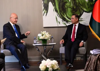 No alternative to safe, dignified Rohingya repatriation, PM tells UNHCR chief
