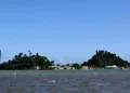 Climate-threatened Fijian utopia rejects calls to relocate
