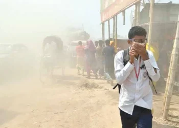 Dhaka ranks 8th globally in air pollution